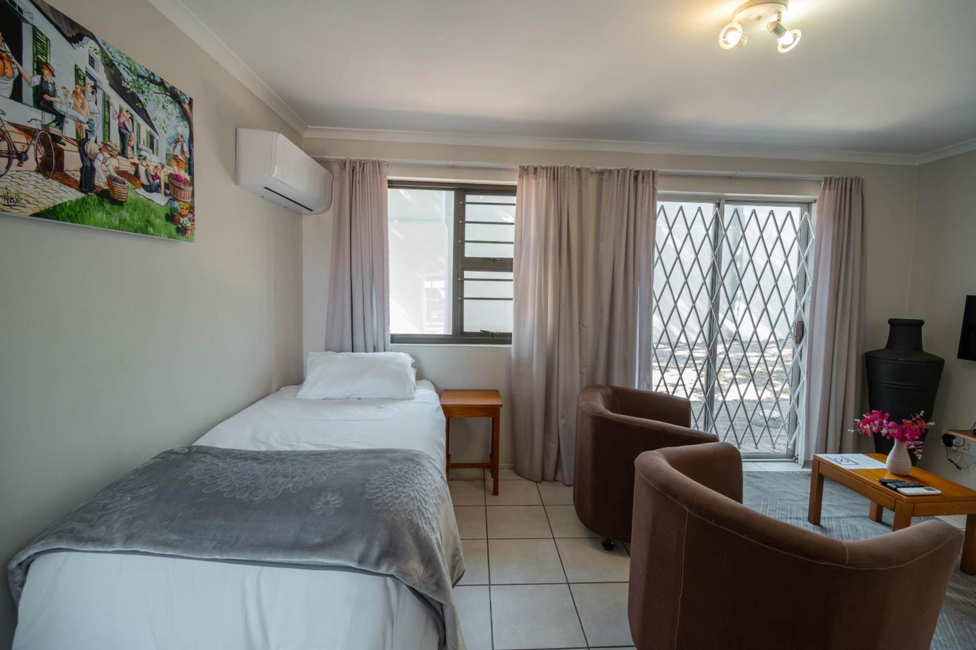 Broadway Self Catering Apartments Durbanville Exterior foto